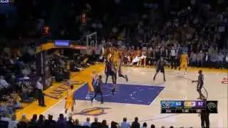Sick posterizing dunk vine