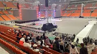 Suasana di dalam JIS jam 4 Subuh Menjelang Pelaksanaan Kampanye Akbar Capres 01
