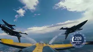 Выступление пилотажной группы "Русь" на авиасалоне МАКС-2017