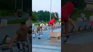 Gymnast Pretended to Be a Blind Man Prank😂 