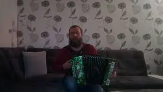 игра на гармошке. Танго 