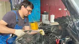 Тест системы впуска дизельного мотора Вольво с помощью дымогенератора.