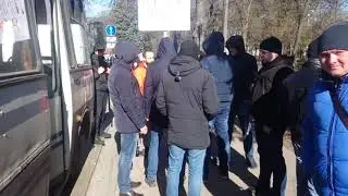 Порошенко толкнул или ударил старика? И как полиция убирала неугодных