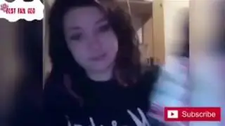 Ngintip isi dada cewek