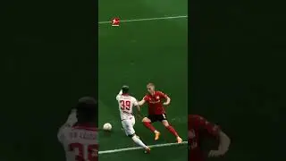 Benny pulls out the McGeady spin! 😤