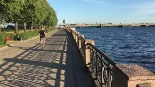 11 августа 2020 года. Набережная в Риге.