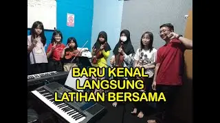 Latihan Bersama Synonym Music Course (SMC) Sebelum Perform di Transmart Pekalongan