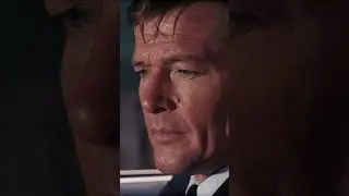 LIVE AND LET DIE | Bond and Strutter