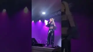 Hadise'nin duygusal konser konuşması | New York