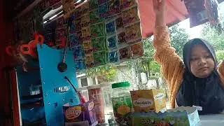 rutinitasku buka jualan es