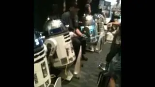 Star Wars Celebration V: More R2-D2 droids!