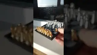 Шахматы на магнитах   Дорожные карманные   13см  x 13см  НОВЫЕ ! Цена-250грн.