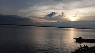 The Jamuna river branch has beautiful scenery in the afternoon .😍😍💕💕