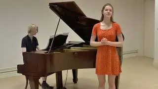 "Tutte le feste al tempio" - Verdi by Marjolein & Elewout