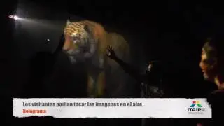 Holograma - Pantalla que proyecta imágenes en el aire.