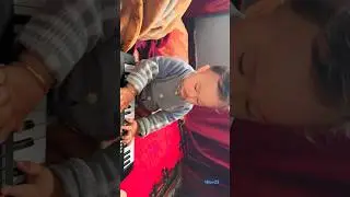Little Baby 👶 playing keyboard 🎹 