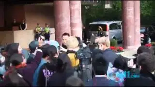 Lady Gaga Arriving in Melbourne (26/06/2012)
