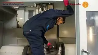 How to Change Tools on CNC 5 Axis Bridgeport MV 204 CC 15