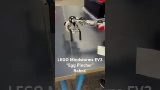 LEGO Mindstorms EV3 - Egg Pincher Robot