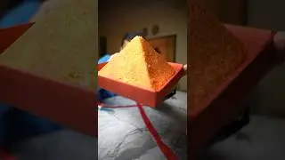اهرامات الجيزة بقت بتتاكل 😅