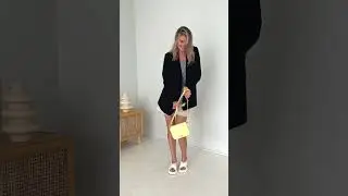 Яркий клатч на лето💛
