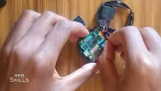 smartwatch destroy #smartwatch #headphones Full video 🤣