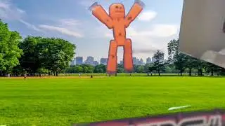 Стик бот танцует