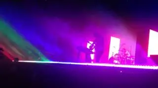 Loving Someone-The 1975(San Francisco,Ca)