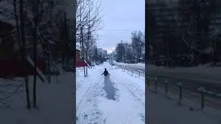 По нашим тротуарам только так )) 