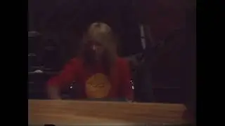 Dana Strum and DÉTENTE
