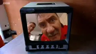 ChuckleVision: Series 21 Episode 4 - Cops And Jobbers
