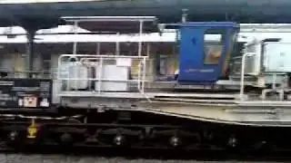 151 085 mit Trafotransport im Bhf Lehrte, 30.1.2012