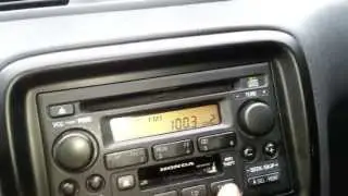 2001 Honda CR-V SE: Stock Audio System