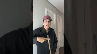 SÓ QUERIA LAVAR O BANHEIRO