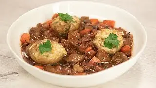 Соте из барашка со шляпками шампиньонов. Салат из курицы с печеными баклажанами