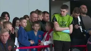 Участники турнира по джиу-джитсу поделились секретными тактиками против массивных соперников