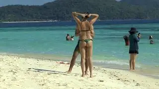 BANANA ISLAND, BULOG BEACH / CORON, PHILIPPINES