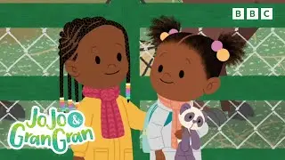 Time to Feed the Llamas! 🦙 | It's Time to Help at the Farm | JoJo and Gran Gran Official