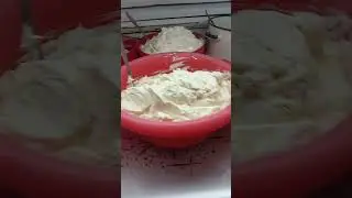 Ташкент .Юнус Абад молочное.Все время многие спрашивают что такое каймак и сузьма?