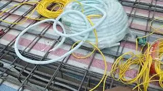 hướng dẫn dải dây điện trước khi đổ mái