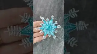 Брошь Снежинка из бисера