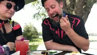 Xile Tries: Epcot Hawaii