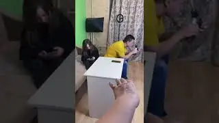 ЧЬЯ РУКА ??? 