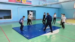 ПОПЕРЕЧНЫЙ спорт : село Поперечное, спортзал, новые маты