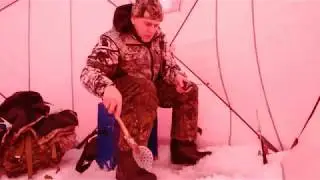 Река Нижняя Тунгуска. Февральские окуни.