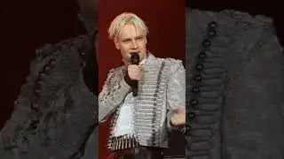 SHAMAN расправился с непослушной пуговкой!!!