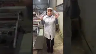 Упаковка зелени в коррексе в пакет флоу-пак на 051.55.350.