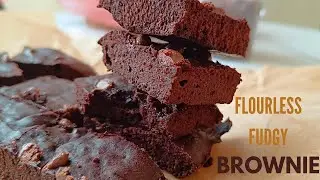 Fudgy Flourless Brownies | High Protein & Gluten-free Dessert
