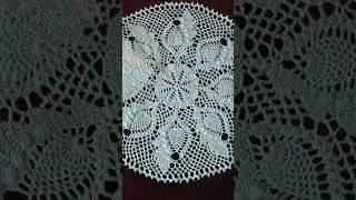Салфетка с ананасами