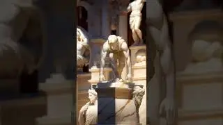 Геркулес поднимается на Олимп. Уже знаете, какая нейросеть умеет так делать?